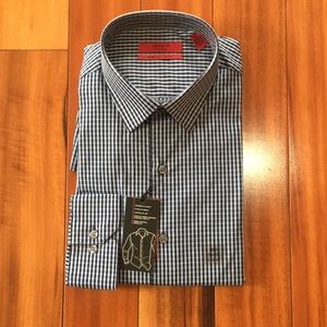 Button down fitted dress shirt